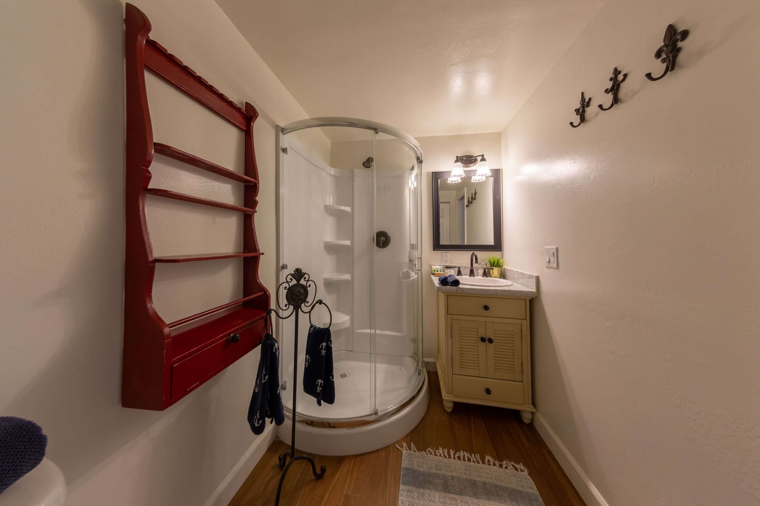 La Petite Porte, photo 4 of 5